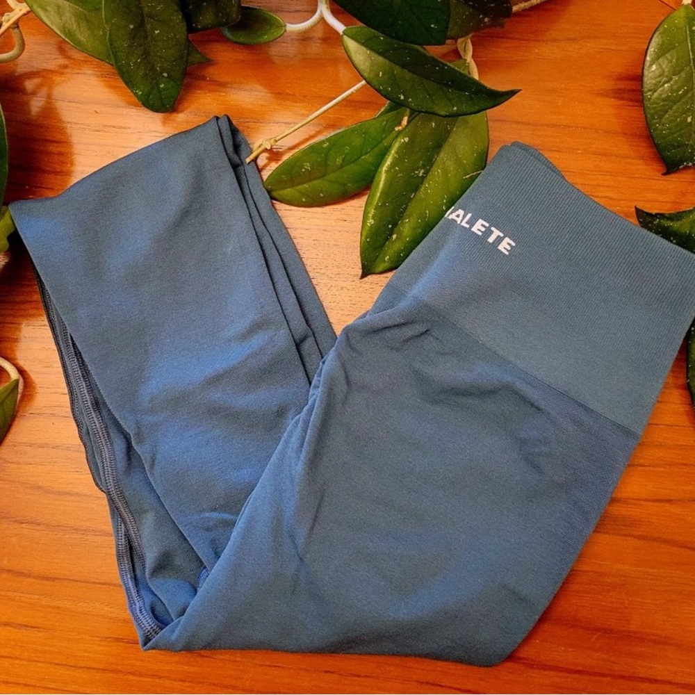 Alphalete amplify- small